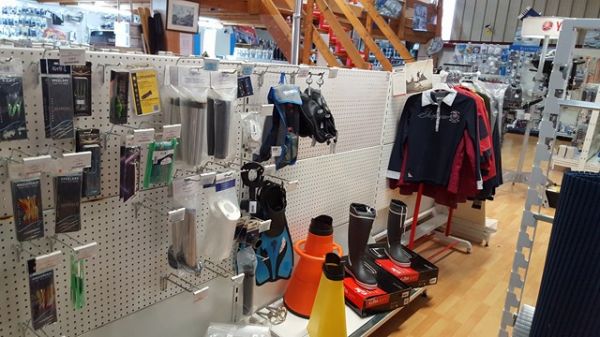 rayon confort vaisselle maritime cuisine martigues voile bateau